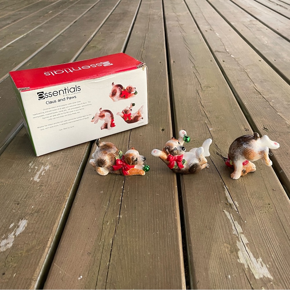 Fitz and Floyd Essentials Claus and Paws Tumblers Christmas Puppies Figurine Set